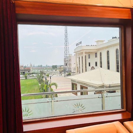 Royal Heritage Hotel & Resort Ayodhya Exterior photo