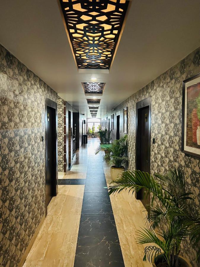 Royal Heritage Hotel & Resort Ayodhya Exterior photo